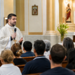 VATICANO REAFIRMA QUE A HOMILIA NA MISSA É EXCLUSIVA DE MINISTROS ORDENADOS