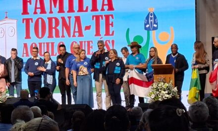 UM SIMPÓSIO QUE REDESCOBRIU A FORÇA DA FAMÍLIA EM APARECIDA
