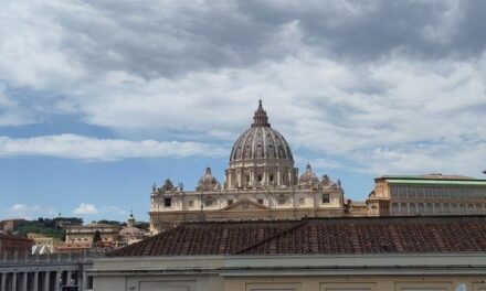 IGREJA E SOBREVIVENTES DE ABUSOS AVANÇAM EM DIREÇÃO À ‘TOLERÂNCIA ZERO’ EM ENCONTRO HISTÓRICO EM ROMA