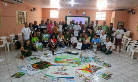 FÉ E POLÍTICA/ CIDADANIA A SERVIÇO DO BEM COMUM MARCAM SEMINÁRIO REGIONAL EM SANTARÉM