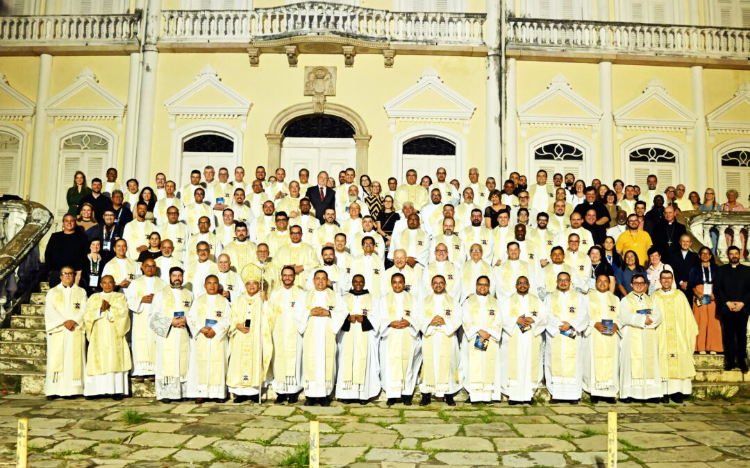 PADRES DA DIOCESE DE ABAETETUBA PARTICIPAM DO SIMPÓSIO BRASILEIRO DE DIREITO CANÔNICO