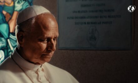 NA INTENÇÃO DE ORAÇÃO PARA AGOSTO PAPA PEDE UMA IGREJA CAPAZ DE FAZER COM QUE NINGUÉM SE SINTA INVISÍVEL NAS CIDADES