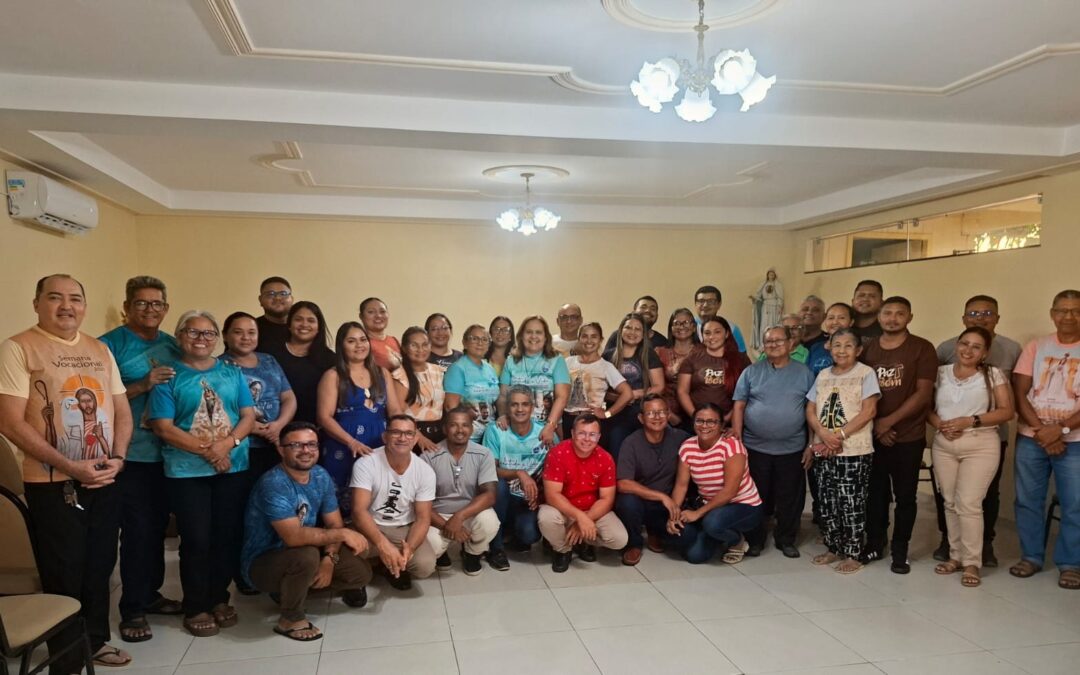 Diocese de Ponta de Pedras realiza formação para a implantação da Pastoral Familiar em São Sebastião da Boa Vista